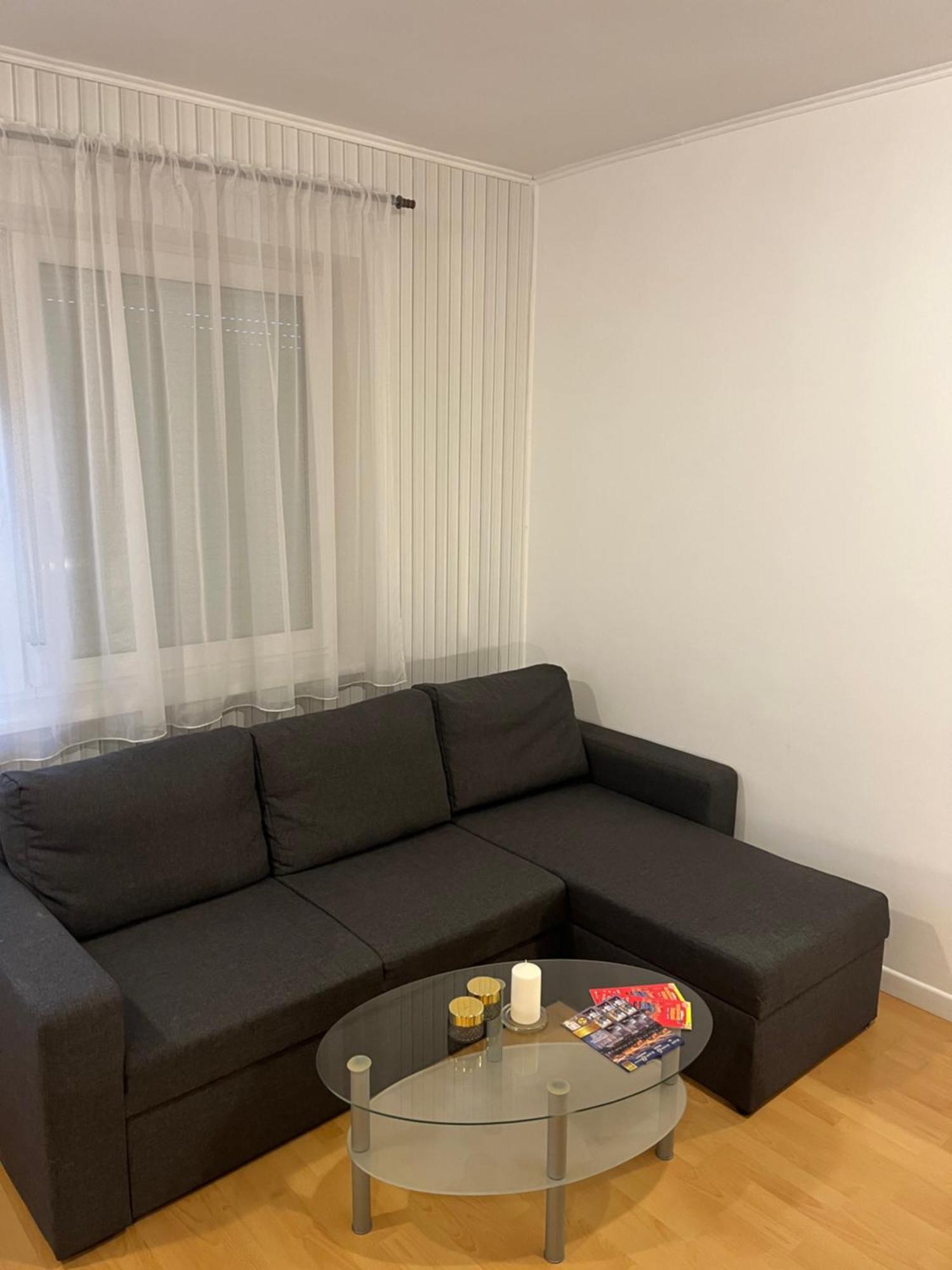 Downtown Rose Garden Apartments Whit Garage Opcional Budapest Bagian luar foto